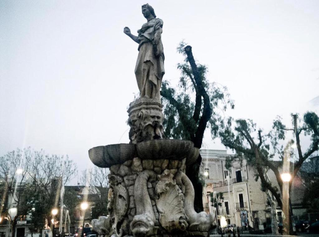 Al Vicoletto 11 Apartman Catania Kültér fotó
